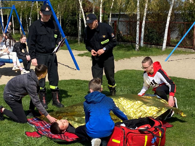 Udzielanie pierwszej pomocy przedmedycznej