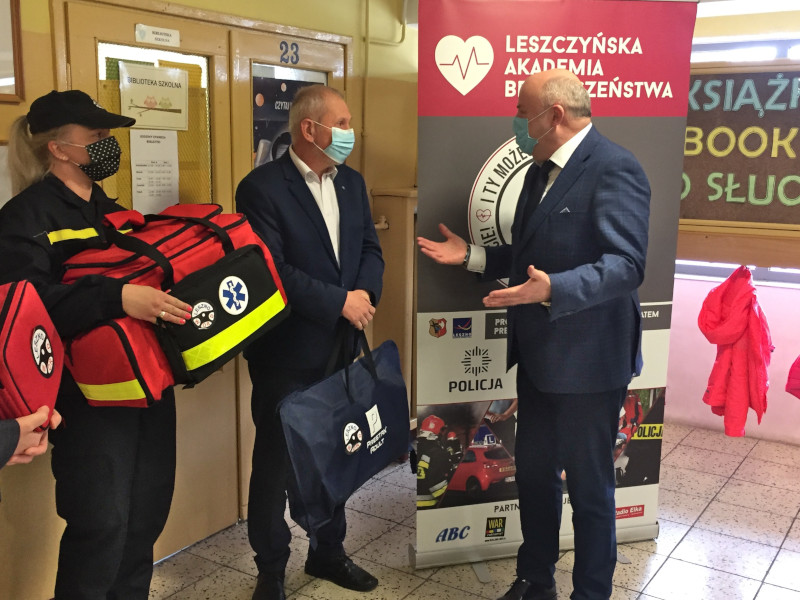 Inauguracja działalności Centrum Edukacji Bezpieczeństwa w gminie Poniec